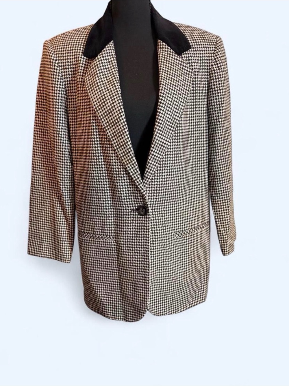 Vintage Black & White Sag Harbor Blazer